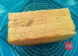 Illustration of how to make light cream long giraffe pattern toast (soup) 14