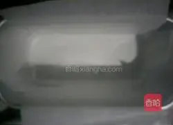 Banana Pound Cake Recipe Illustration 9