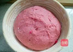 Illustration of how to make dragon fruit multi-grain buns 15