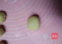 Jesus Illustration of how to make leather mooncakes 9