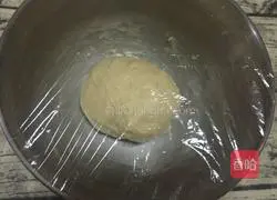 The bread is sweet Illustration of how to make a circle 6