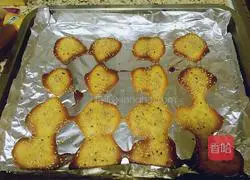 Illustration of how to make crackers 6