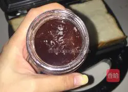 Strawberry Plaid Toast Recipe Illustration 2