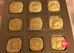 Illustration of how to make coconut buns 22