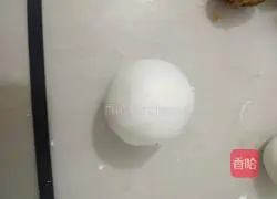 Illustration of how to make glutinous rice balls stuffed with moon cakes 5