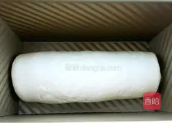 Illustration of how to make two-color toast 11