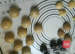 Cantonese egg yolk mooncake recipe 12