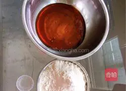 Illustration of how to make bean paste mooncakes 2