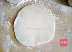 Illustration of how to make pumpkin honey bean hot bread 11