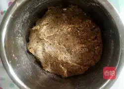 Illustration of how to make dried fruit mooncake fillings 10