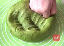 Illustration of making matcha toast bread 13
