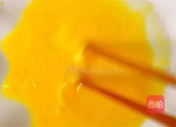 Toast Illustration of how to make banana brushed pie 3