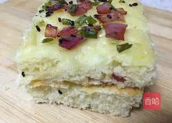 Illustration of how to make salad colored meat floss bread 14