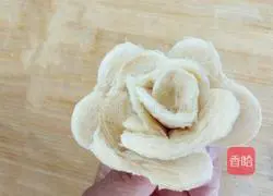 Toast Rose Recipe Illustration 8