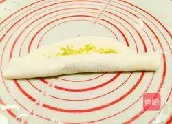 Illustration of how to make Xiangxiang cake 8