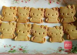 Illustration of how to make whole wheat cartoon biscuits 8