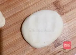 Here comes the super delicious red bean paste bread tutorial‼ ️Illustration of how to do it 13