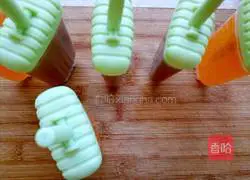 Chocolate Popsicle Recipe Illustration 10