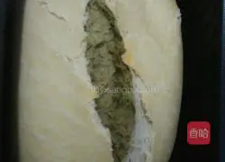 Illustration of how to make two-color toast 9