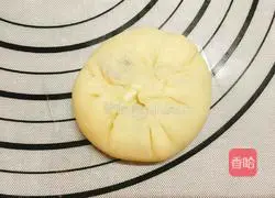 Illustration of how to make fresh meat mooncakes 17