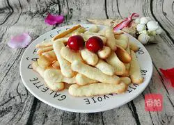 Illustration of how to make finger biscuits 14