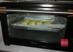 Illustration of how to make butter cookies 8