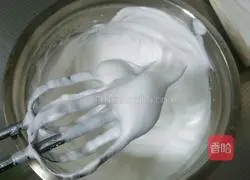 Illustration of how to make finger biscuits 2