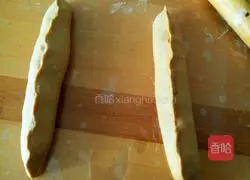 Illustration of how to make rye brown sugar soft European buns 4