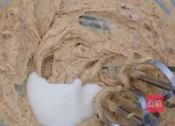 Illustration of how to make black sesame oatmeal high fiber biscuits 3