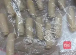 Illustration of how to make fresh meat mooncakes 7