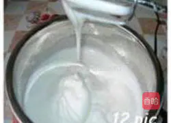 Illustration of how to make chocolate cones 12