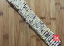 Illustration of how to make cranberry cookies 9