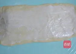 Illustration of how to make chives and meat floss toast 8