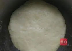 Illustration of how to make red date yogurt biscuits 4