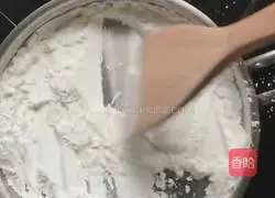 Coconut Egg Yolk Mooncake Recipe Illustration 6