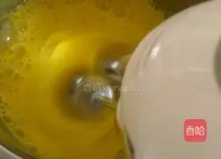 Illustration of how to make egg yolk biscuits 2