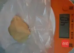 Illustration of how to make Japanese peach mountain skin mooncakes 3