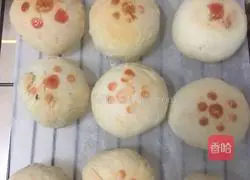 Illustration of how to make puff pastry mooncakes 9