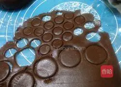 Illustration of how to make cat claw biscuits 18