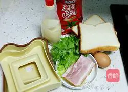 Illustration of how to eat two toasts 1