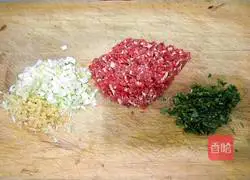 Illustration of how to make fried buns 1 