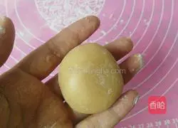 Illustration of how to make pumpkin filling mooncakes 7