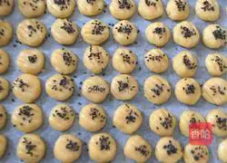 Illustration of how to make meat floss biscuits 9