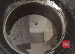 Illustration of how to make caramel graham crackers 5