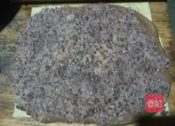 Double Color Illustration of how to make bean paste toast 9