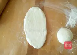 Illustration of how to make golden garlic borscht 5