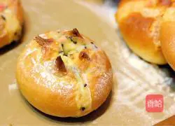 Cheese Lava Bread Recipe Illustration 16