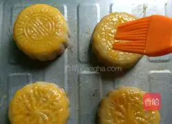 Purple Sweet Potato Peanut Mooncake Recipe Illustration 6