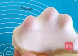 Chocolate Rabbit Bun Recipe Illustration 4