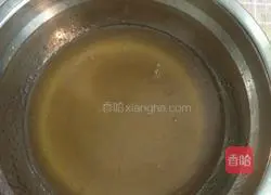 Illustration of homemade moon cake red bean paste filling, mung bean paste filling, pineapple filling and five kernel filling 4